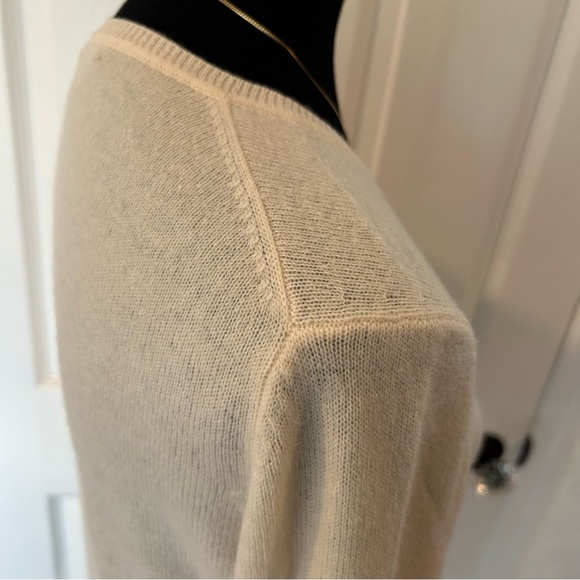 Charter Club 100% Cashmere 2-Ply V-Neck Sweater - Picture 2 of 8